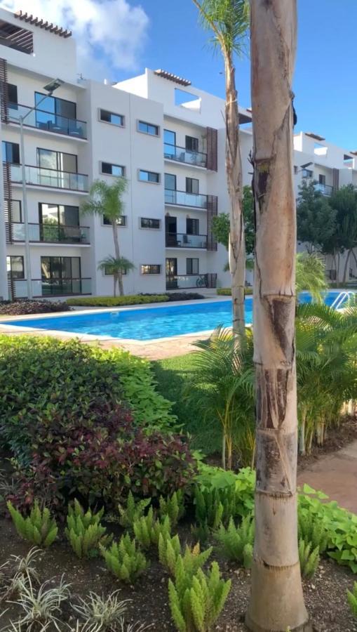 Yellowsub Apartments Cancún Exteriör bild